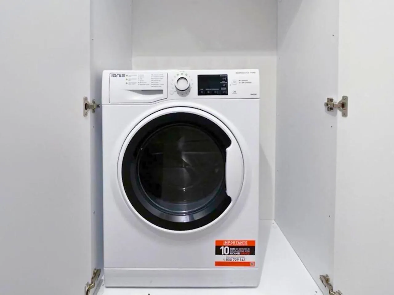 Nystrom Apt Self Checkin Metro M1 밀라노 아파트